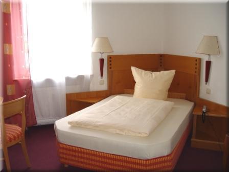 City Hotel Waldkraiburg Habitación foto