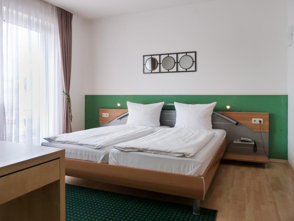 City Hotel Waldkraiburg Exterior foto